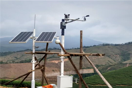 洛川使用小型气象站保护苹果
