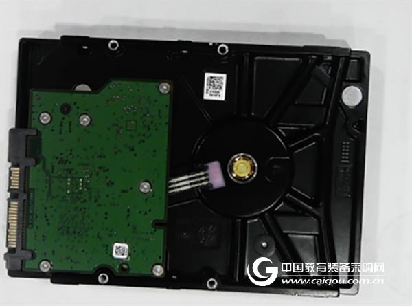徐先生希捷2TB硬盘磁头损坏开盘数据恢复成功