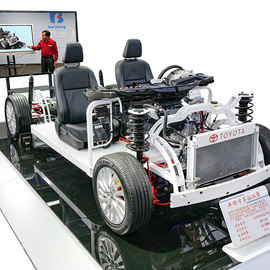 汽车教具 汽车教学实训设备 丰田卡罗拉混合动力底盘智能网联互动系统 新能源汽车实训设备