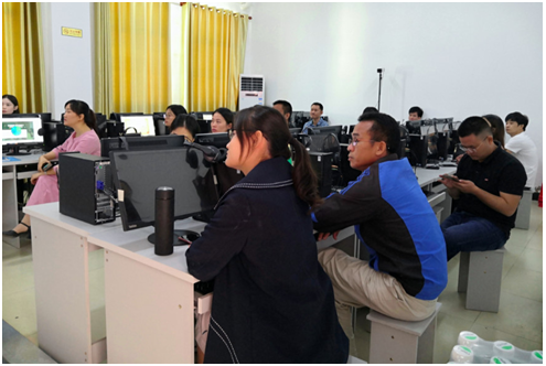 提升教师信息素养，希沃团队赴乐东黎族自治县开展信息化教学技能培训