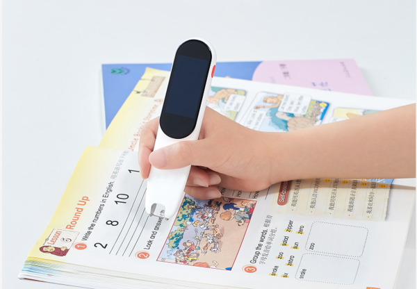 網易有道兒童詞典筆上市：功能內容量身定制，英語語文一筆搞定