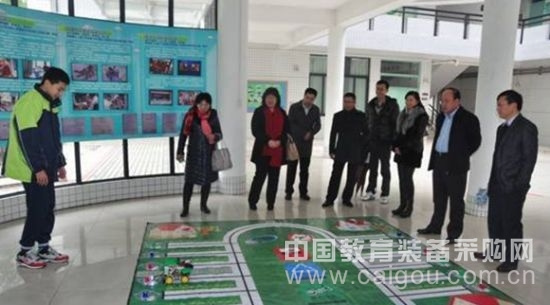 希沃连线引力波中国团队:国内教育为我打基础