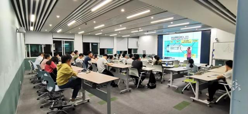 华南理工大学建设智慧教室,开启智慧教育新模式