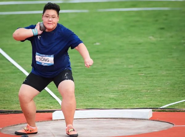 田徑首金！上大學子宋佳媛奪冠！
