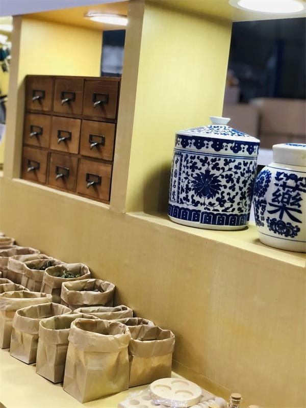 非遺特色勞動實踐教育品牌百藝工坊攜新品亮相第78屆中國教育裝備展
