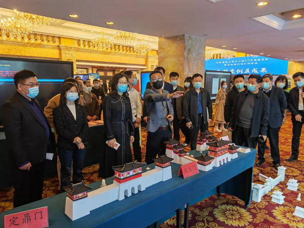 河南省中小学教师信息技术应用能力提升工程2.0优秀成果展暨中期推进会召开