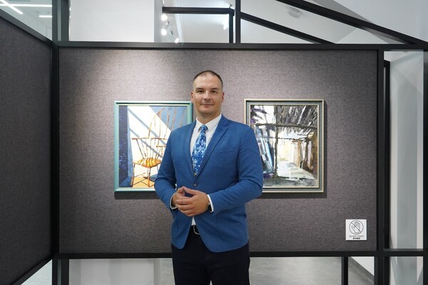 佛山再添一高水準藝術交流平臺----霍利斯畫廊盛大揭幕，展出塞爾維亞藝術家作品