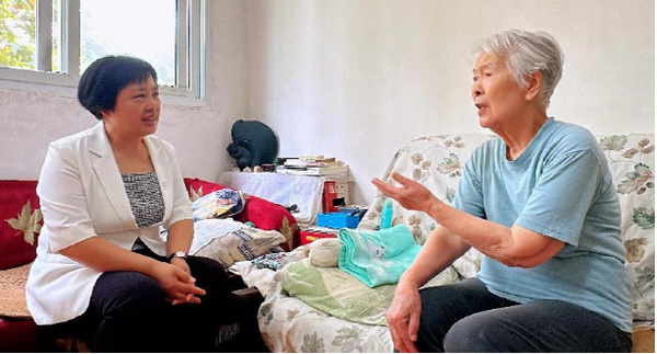 湖北美術學院領導走訪慰問老干部、老黨員