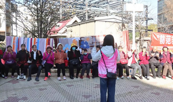 曲靖师范学院“宪法宣传周”暨“法治宣传教育月”活动丰富多样