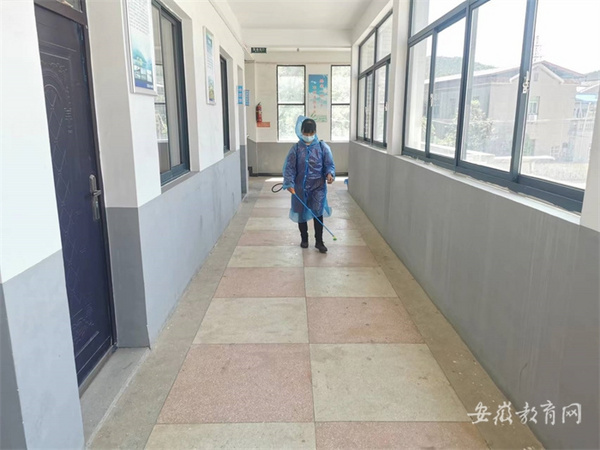 安徽懷寧縣織密校園疫情防控安全網