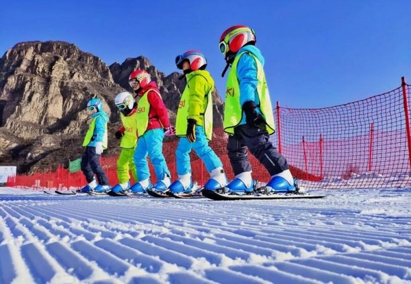 游美营地元旦mini滑雪营｜适合零基础、初次离开家孩子的冬令营