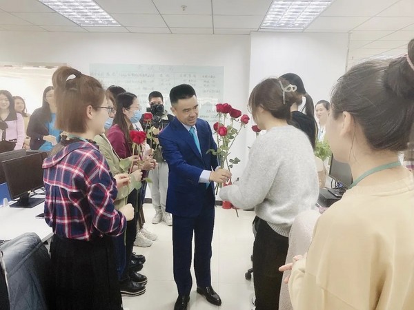 無畏挑戰，勇往直前——正保遠程教育二十二周年慶