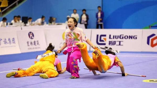 内蒙古自治区代表团夺得两银一铜 学青会校园组武术套路、啦啦操项目完赛