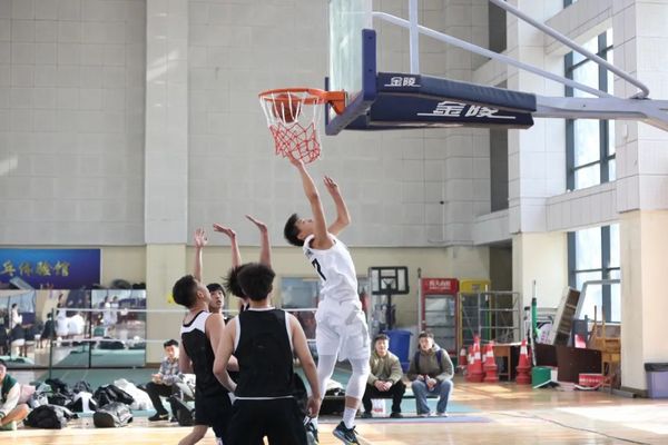 2023年陜西省大學生籃球聯賽暨CUBAL預選賽于火熱開賽