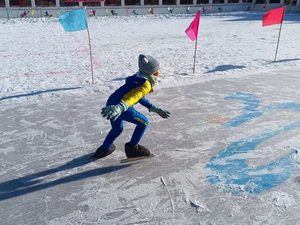 冰雪運動進校園 | 內蒙古扎賚諾爾區開展豐富多彩的冰雪趣味活動