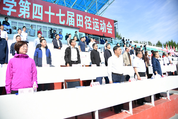 哈爾濱工程大學第47屆田徑運動會舉行