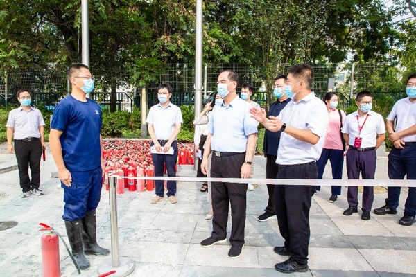 北京大學校領導走訪慰問參訓師生