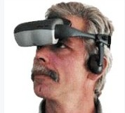 虛擬現實系統（VR）